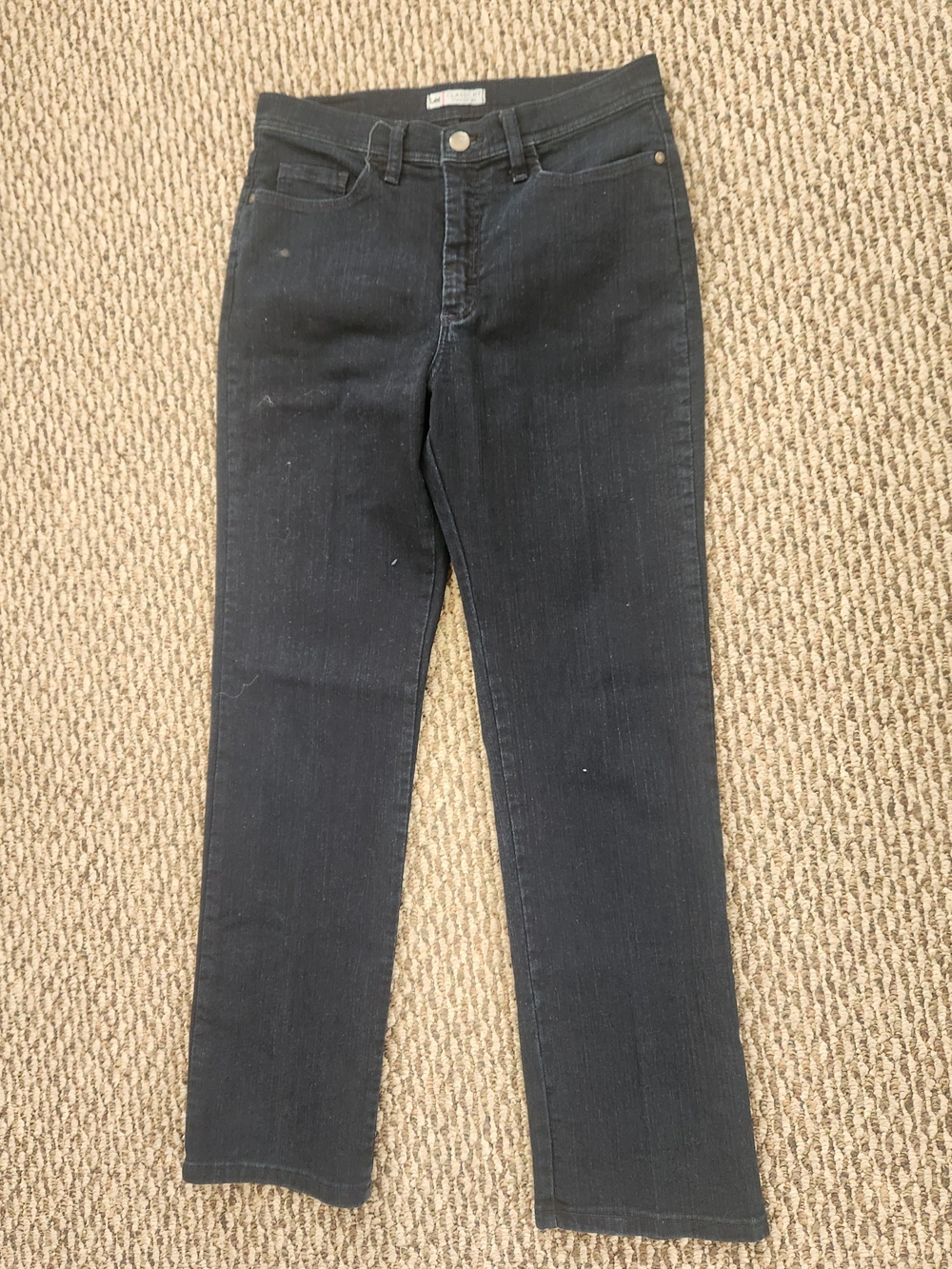Lee Women's Classic Fit Straight Leg Jeans in Dark Blue Denim Size 10short